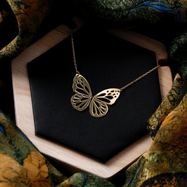 Collier papillon